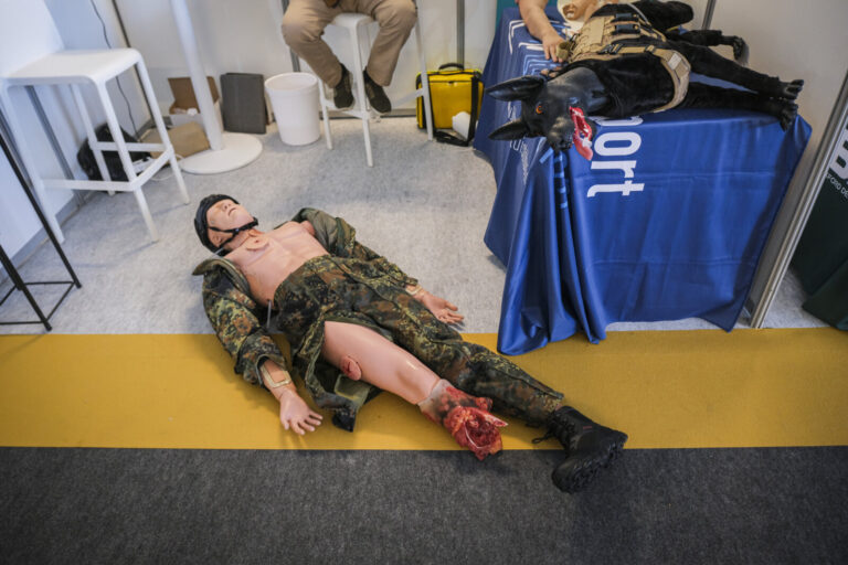 France, Bordeaux, 2025-04-01. SOFINS 2025, the special operations forces innovation seminar, was held at the Souge milit