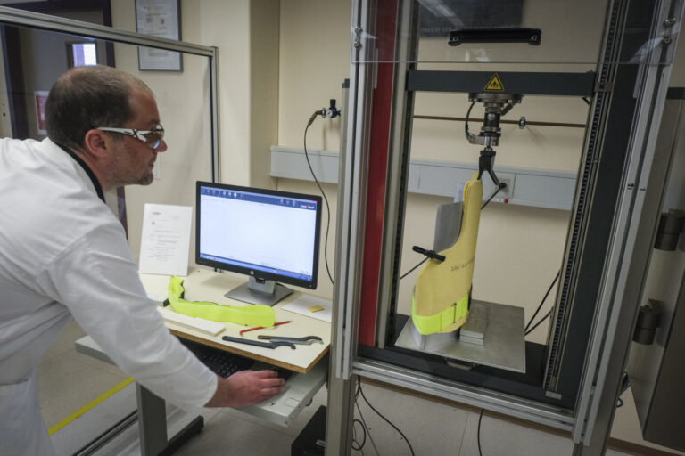 Switzerland, Geneve, 2024-04-23. In the DuPont laboratory near Geneva, Kevlar is cut, sewn and shot at to certify the bo