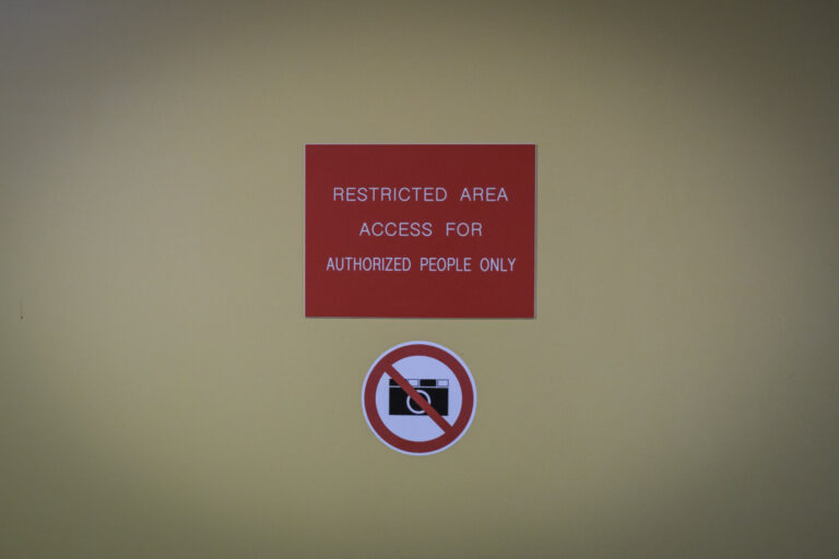 Switzerland, Geneve, 2024-04-23. In the DuPont laboratory near Geneva, Kevlar is cut, sewn and shot at to certify the bo