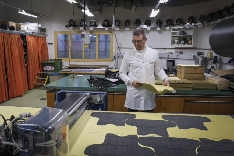 Switzerland, Geneve, 2024-04-23. In the DuPont laboratory near Geneva, Kevlar is cut, sewn and shot at to certify the bo