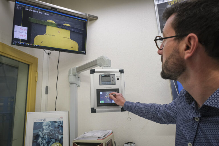 Switzerland, Geneve, 2024-04-23. In the DuPont laboratory near Geneva, Kevlar is cut, sewn and shot at to certify the bo
