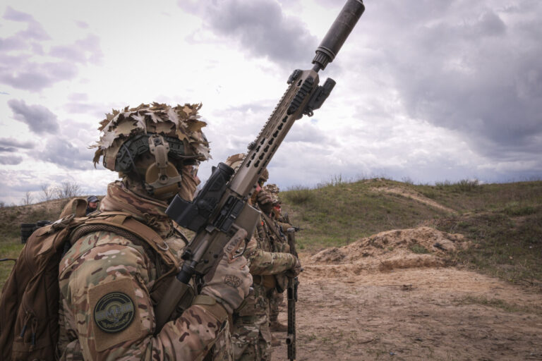 Ukraine, Pavlograd, 2026-04-24. Operators of the Omega special forces regiment of the Ukrainian National Guard train on 